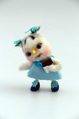  Eule Puppe ''Kitty'' Schokolade OOAK Handarbeit Nadelfilzen Kunst Fantasy Kreation