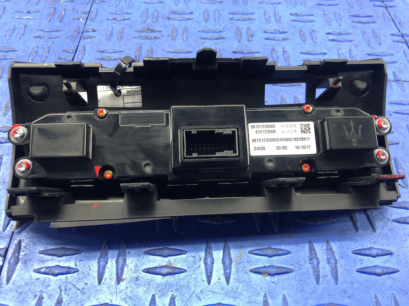 2017-2020 MASERATI GHIBLI TEMPERATURE CLIMATE CONTROL SWITCH PANEL 670123508 OEM