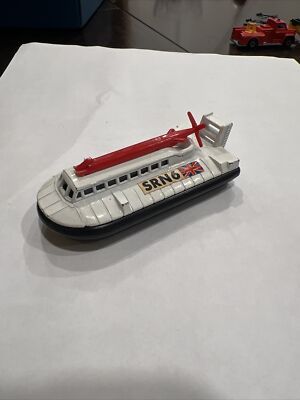 Vintage Matchbox Superfast 1972 No. 72 & 2 Hovercraft -- SRN6 England
