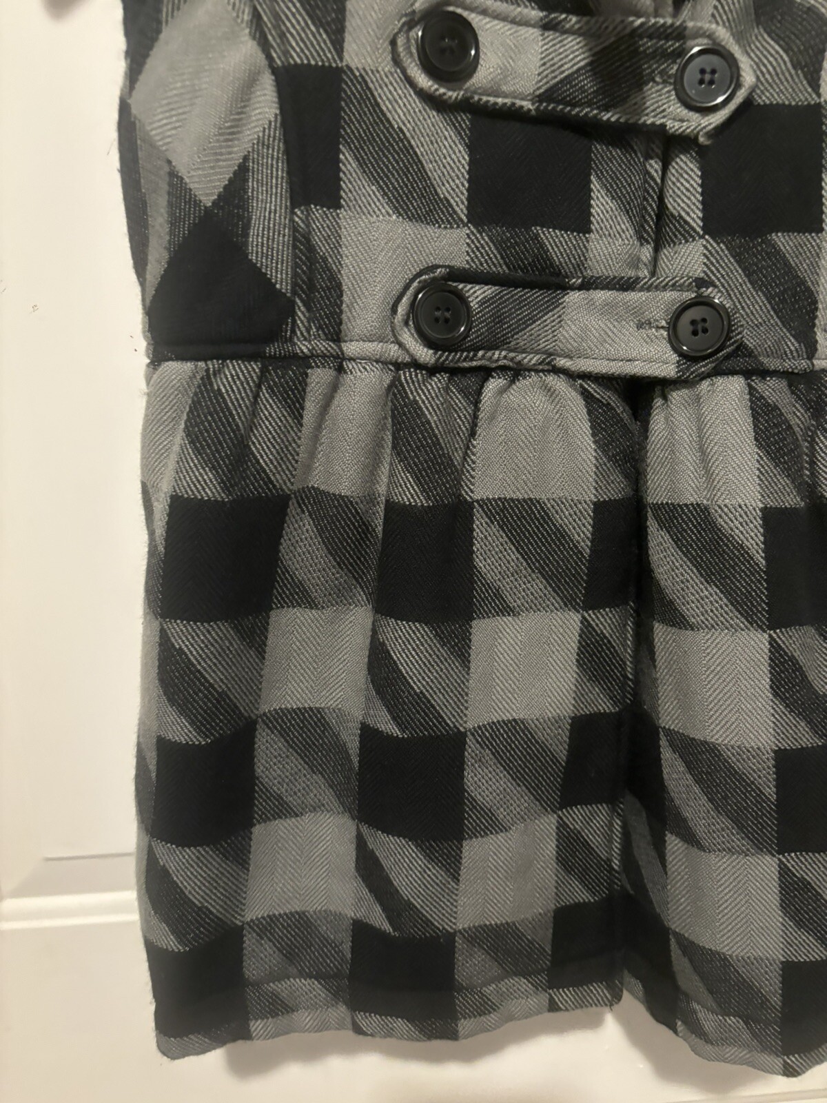Picture 2 of 11
