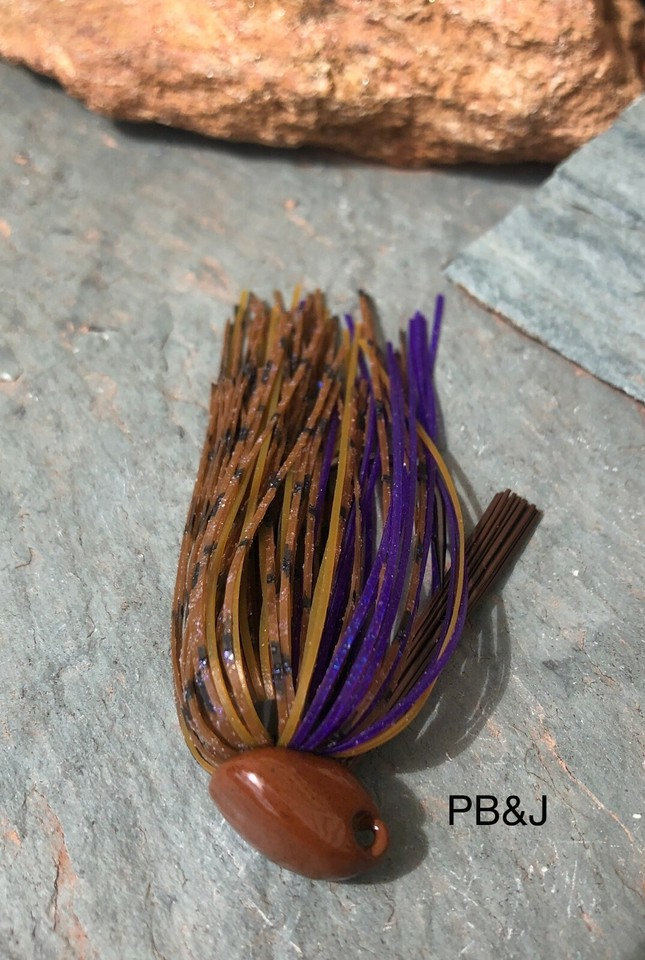 Weedless Bass Jig 1/4 Oz - Coloris Perfect Craw - Neuf - Spinnerbait City