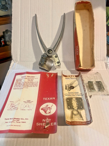 Vintage Texan Nut Sheller, York Nut Sheller Co