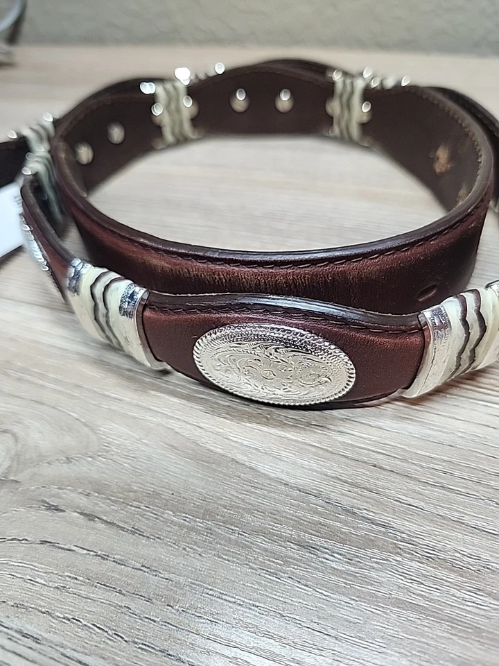 Tony Lama 9119L Cutting Champ Men’s Concho Dark Leather Belt Western size 40 - Image 4 of 4