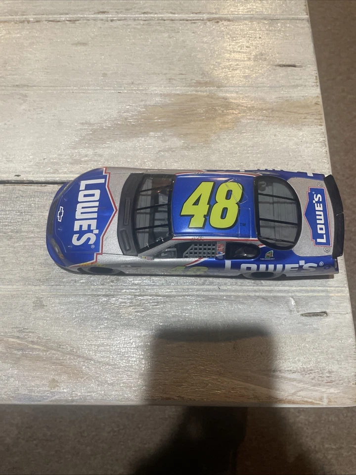 NASCAR Die Cast Car Jimmie Johnson Lowes #48 RACING CHAMPIONS 2003 edición 1/24 Foto 2 de 4