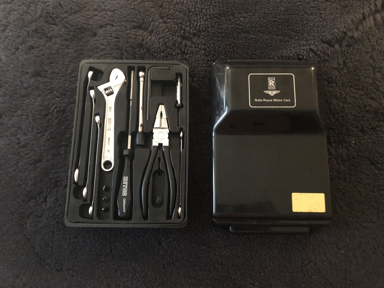 Rolls-Royce Bentley Tool Kit Box 1994-99 Corniche Azure Turbo R UV26454PA OEM