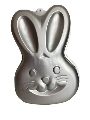 Vintage 1992 Wilton Cake Pan Easter Bunny Rabbit Head #2105-9438
