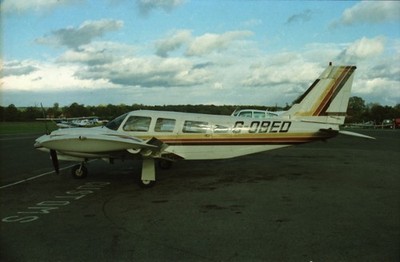 Negativ G-OBED Piper PA-34 Seneca Flugzeug 35mm ungerahmt sro-IM5-10