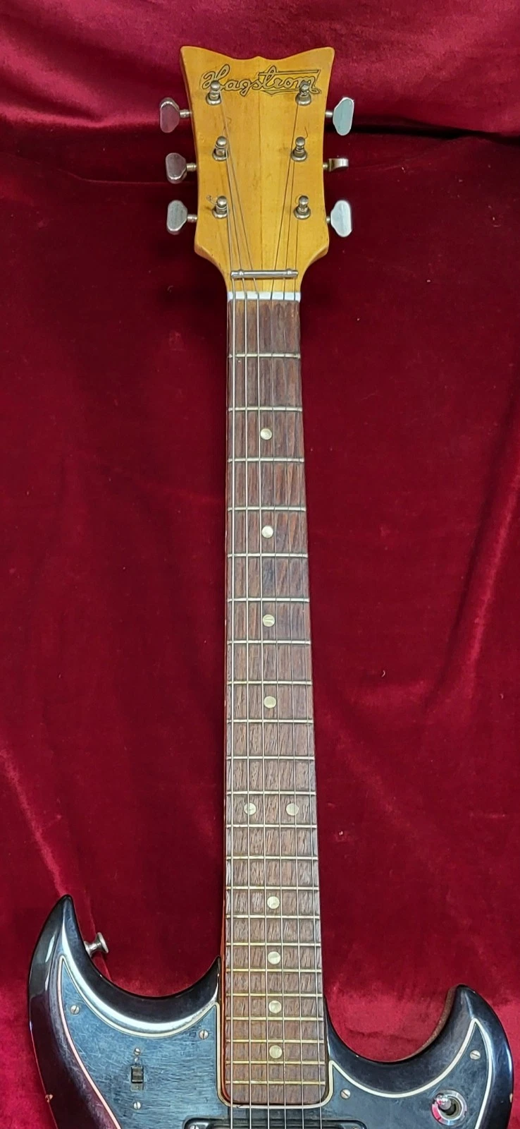 Picture 4 of 24
