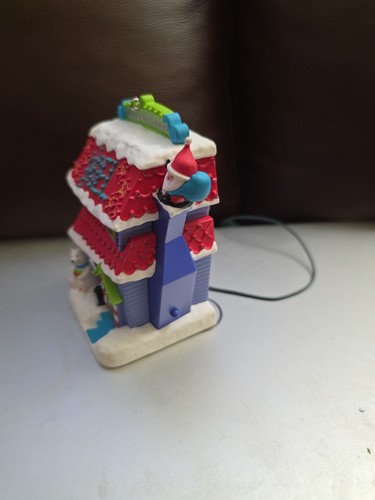 Hallmark 2015 Merriest House in Town Ornamento - Corda Magica Incl - Difficile da trovare - Lig - Foto 2 di 5