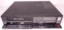 Sanyo VCR 7250 Super Beta Hi-Fi Video Cassette Recorder for Parts or Repair