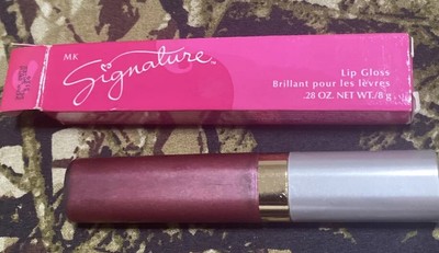 Mary Kay Signature Brilliant Lip Gloss (Berry Smoothie) .28 Oz. #3120 NEW NIB