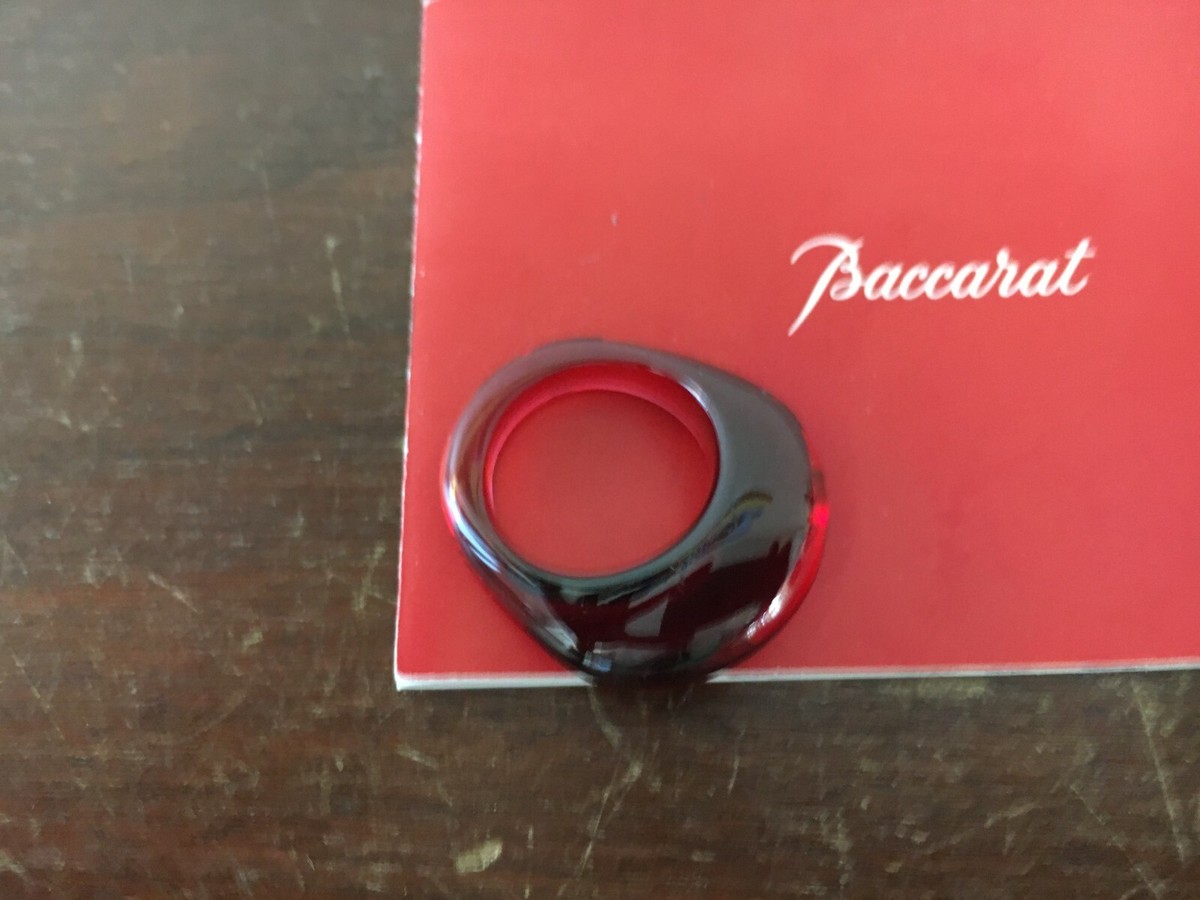 Baccarat 赤いクリスタルリング バカラ クリスタル スクエアリング（レッド）を買い取りました