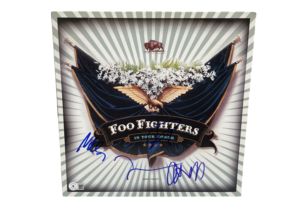 FOO FIGHTERS DAVE GROHL BAND SIGNED ALBUM AUTOGRAPH IN YOUR HONOR