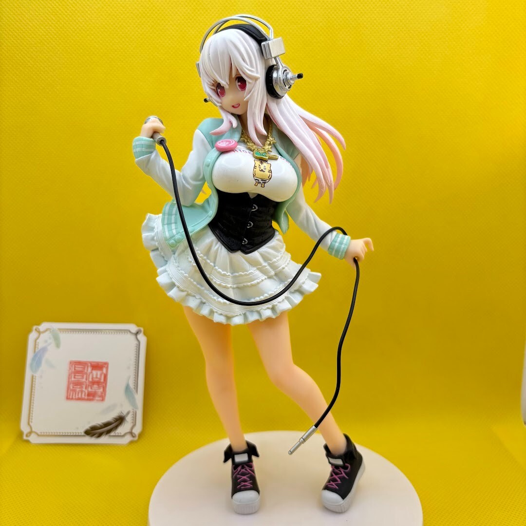 SUPER SONICO Animation Hand　 Toys フィギュア Amazon.com: Banpresto Super Sonico SQ 8