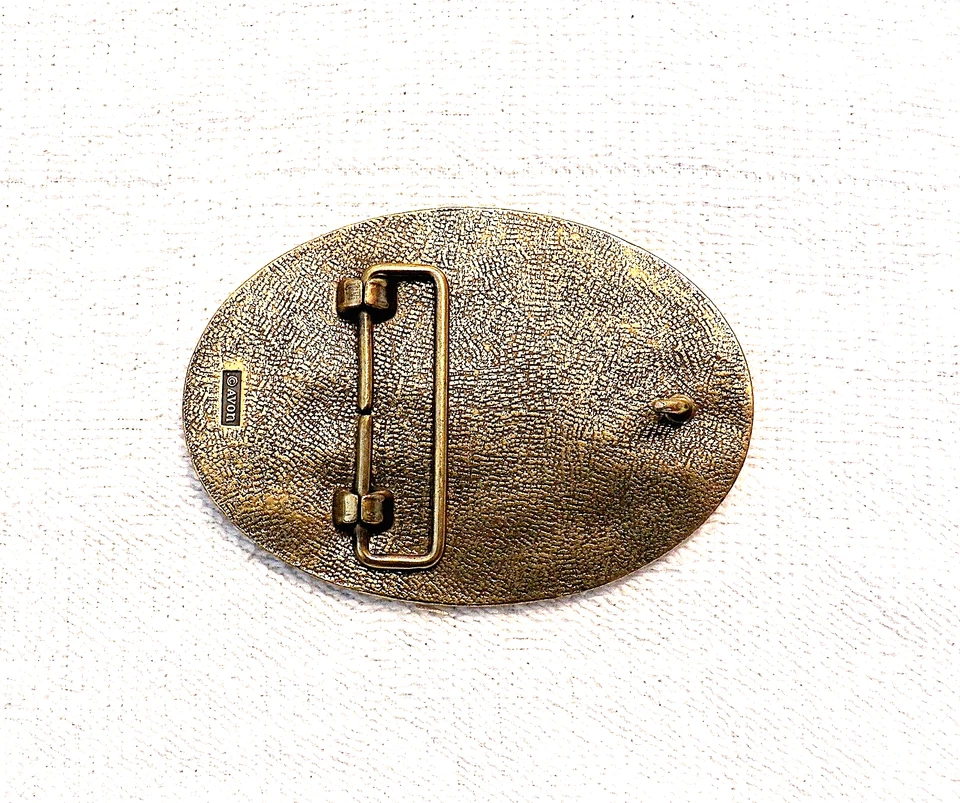 CLASSIC BELT BUCKLE ANTIQUE CAR COUPE WHEELS MODEL A? SIGNED AVON GOLD TONE BB7 - Image 3 of 4