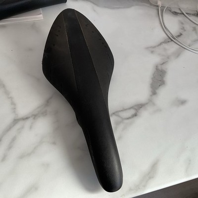 fizik arione r1 Carbon Sattel - Schwarz, Superleicht 165gm
