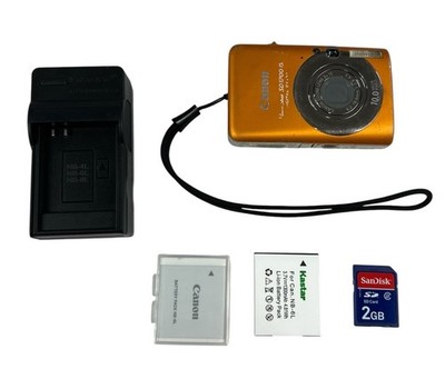 Canon PowerShot ELPH SD1200 IS 10MP Digital Camera 2 Batteries Charger 2 GB SD