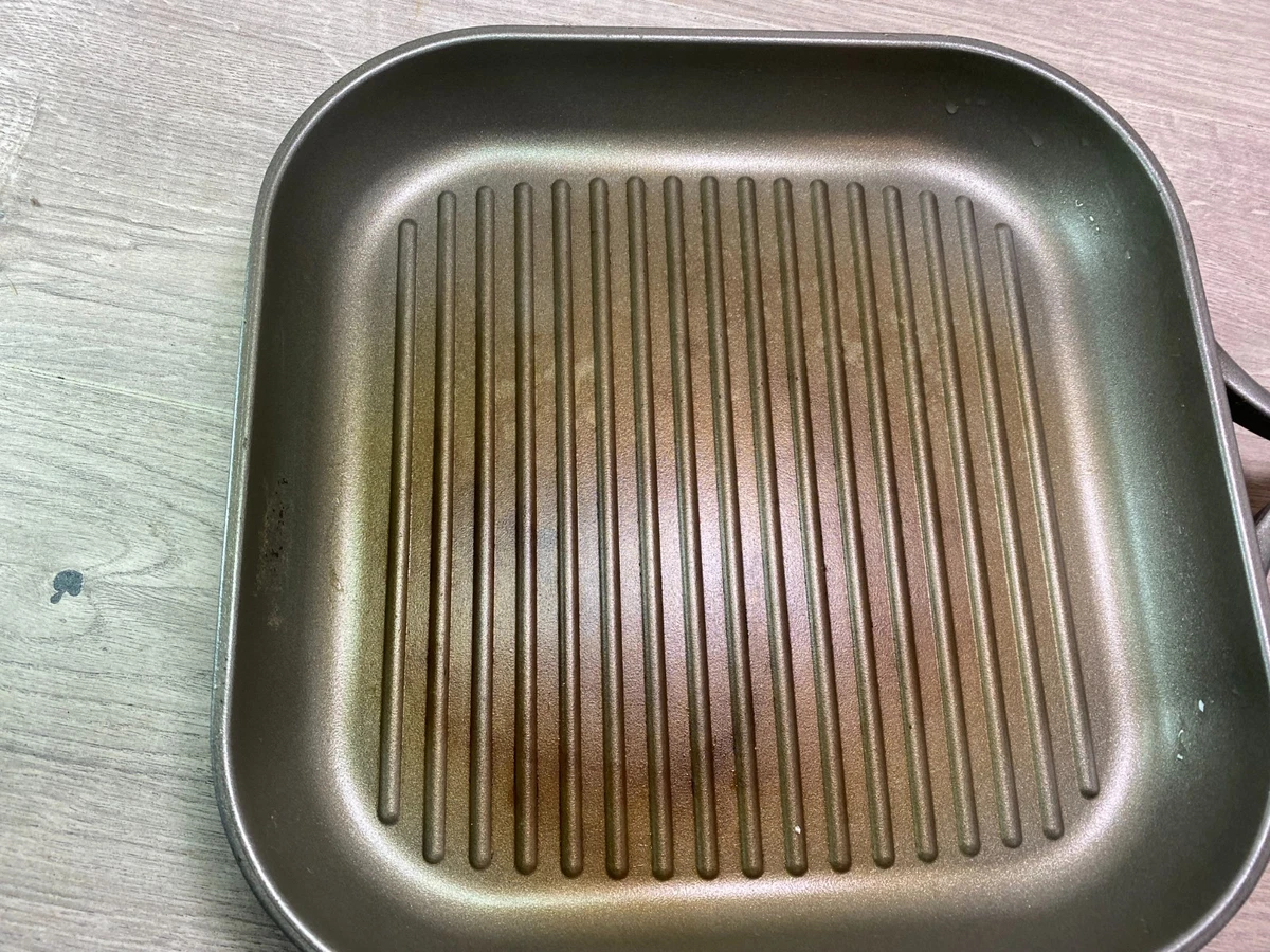 Parrilla cuadrada Berndes de 11 pulgadas antiadherente de aluminio fundido hecha en Alemania sólida
