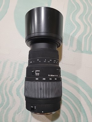 Sigma DG Nikon F4-5.6 70-300mm 1:4-5.6 Zoom
