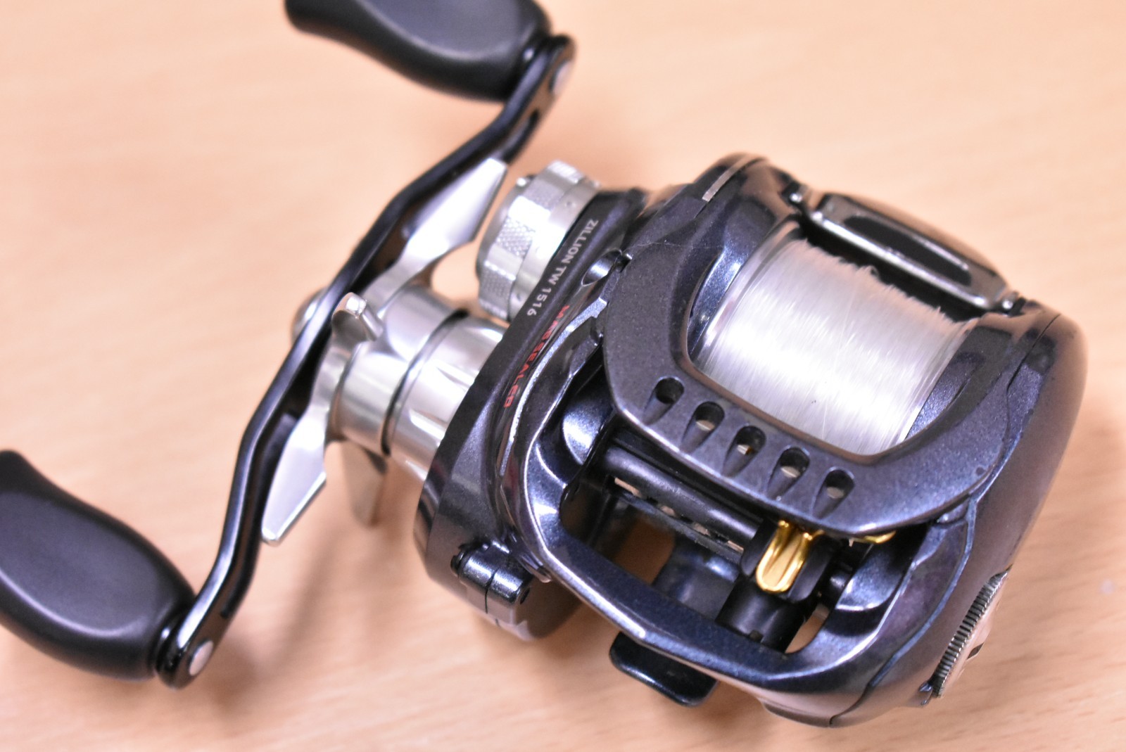 Daiwa Zillion TW 1516 Right Baitcasting Reel Bass used japan