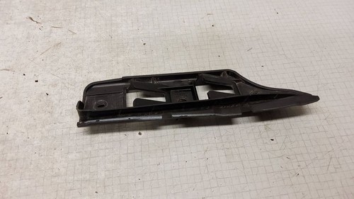 Volkswagen Golf V 2008 Vorne rechts Halterung Stoßstange Stoßfänger vorne