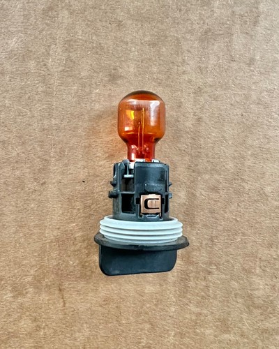 OEM 15-17 Chrysler 200 Turn Signal Corner Light Bulb Lamp Socket PWY24W