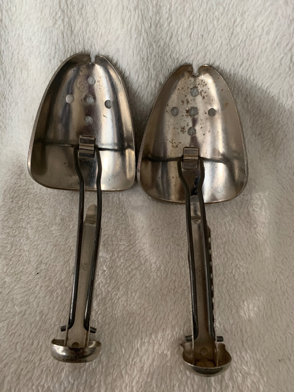 Vintage Metal Adjustable Shoe Forms, Shoe Collectible Gem