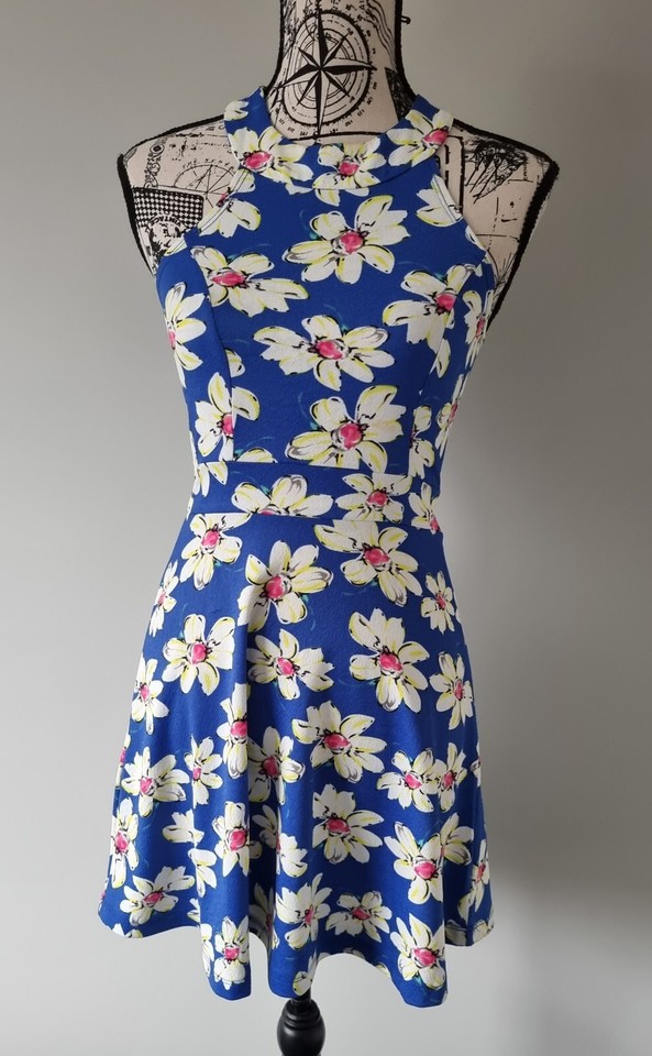 Junk Dress, Size XS, Floral, Fit And Flare #SUA1