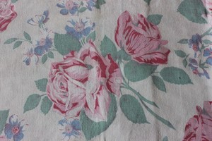 Genuine-Vintage-American-Cotton-Feedsack-Fabric-Pillow-Cover-Pink-Roses