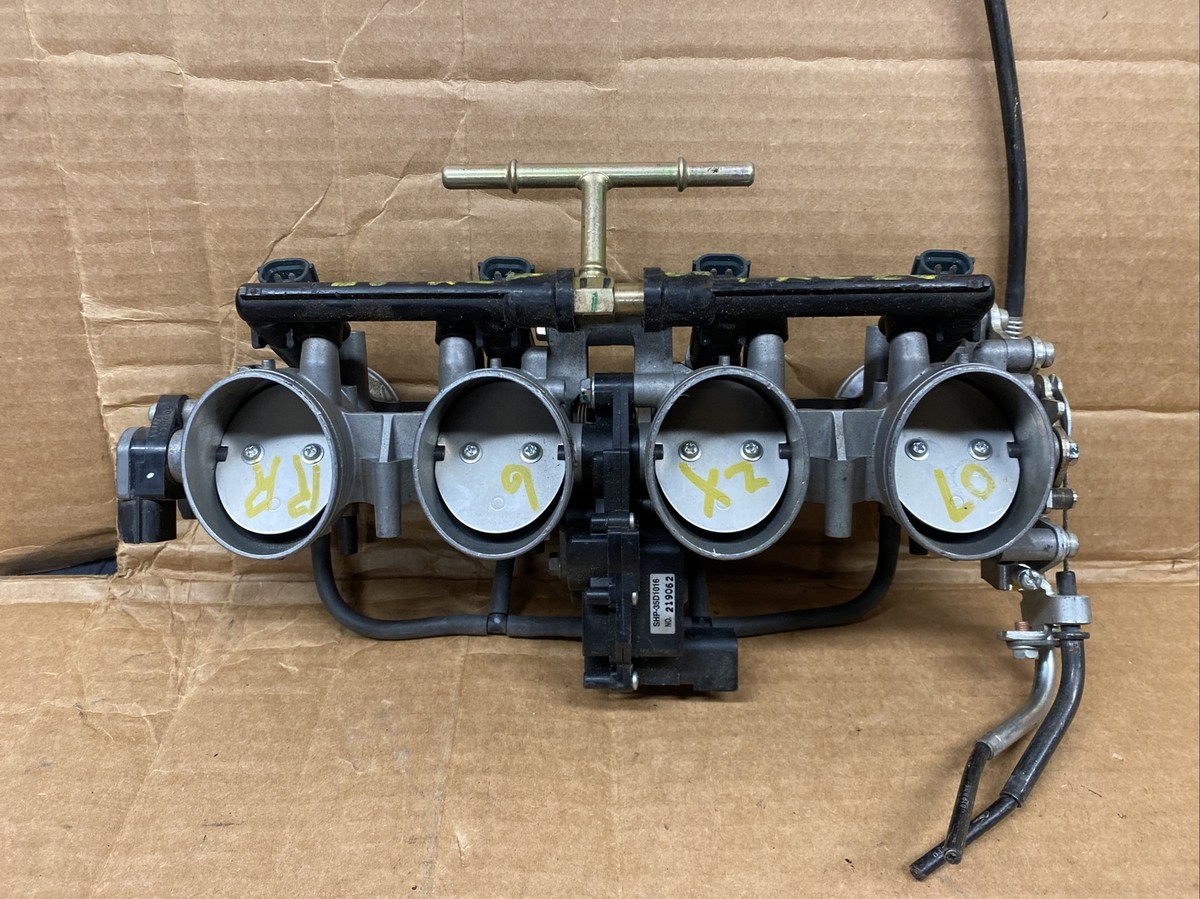 2007-2008 Kawasaki Ninja ZX6r, throttle bodies, fuel
