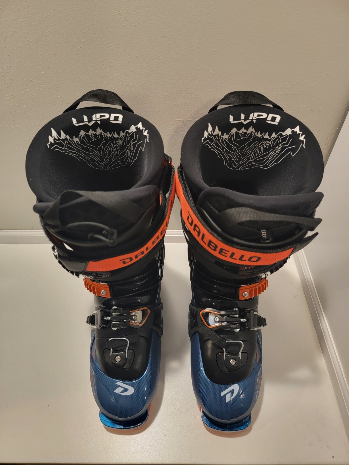 Dalbello Lupo AX HD 120 Men's Ski Boots 28.5 (Pn TechGrip Walk All