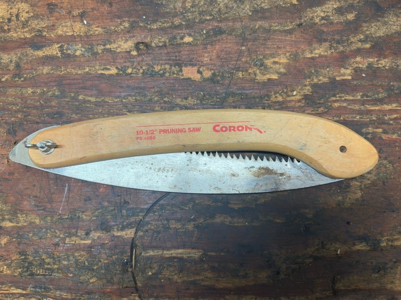 Corona Pruning Saw Wood Handle PS-4050