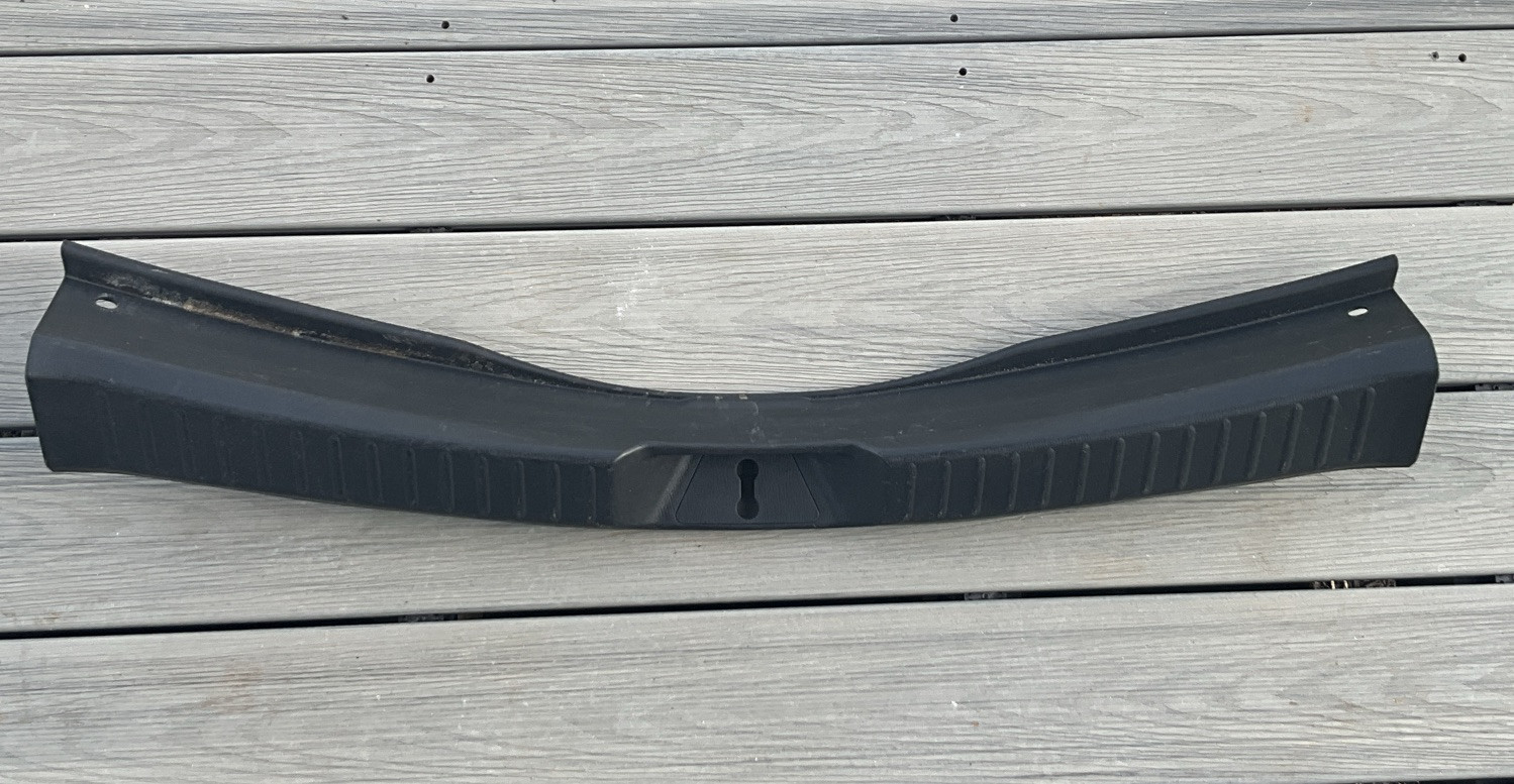 2019 Mazda CX5 Trim Cover for lock carrier Gate KB7W6889X