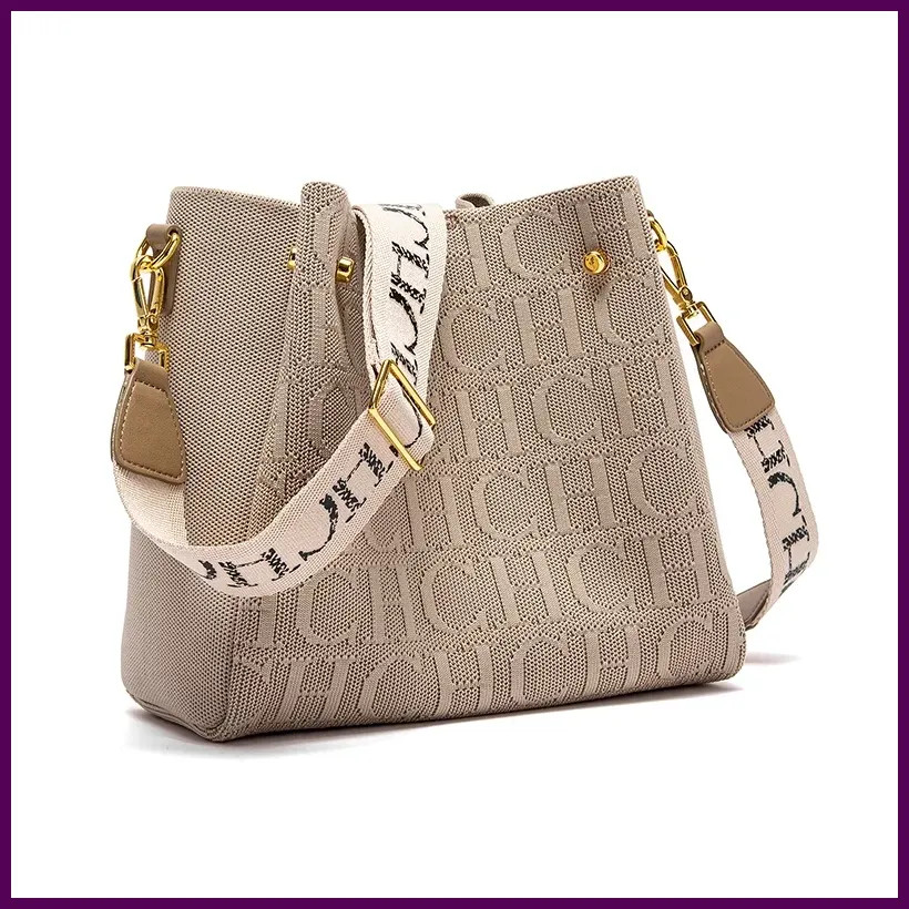 Bolso bandolera CH con diseño elegante y letras con cordón para mujer