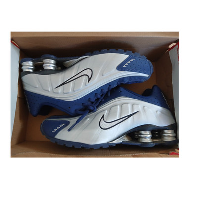 Nike Shox R4 Herren Sneaker blau silber Größe 39 Sportschuh AR3565-400