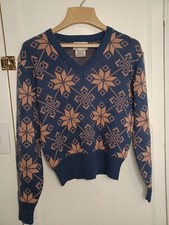 Currants by Jeri-Jo Vintage Sweater snowflakes