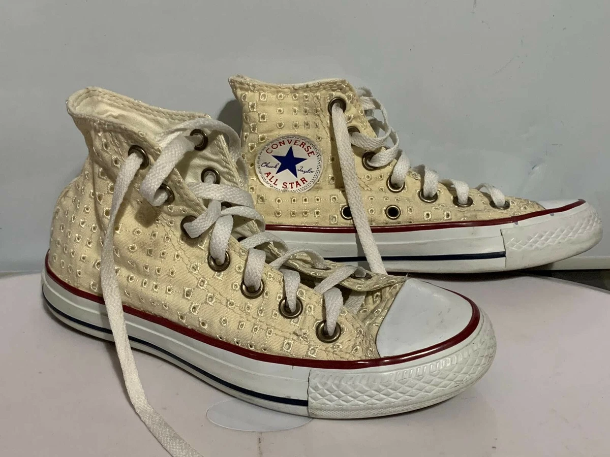 converse all star chuck taylor hightops womans cream trainers size