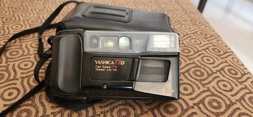 Yashica T3D AF w Data Back Camera w Zeiss Tessar T* 35mm f2.8 Lens & Case.Tested