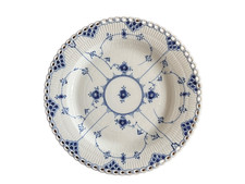Royal Copenhagen Vollspitze große runde Platte  Teller 34 cm  Musselmalet