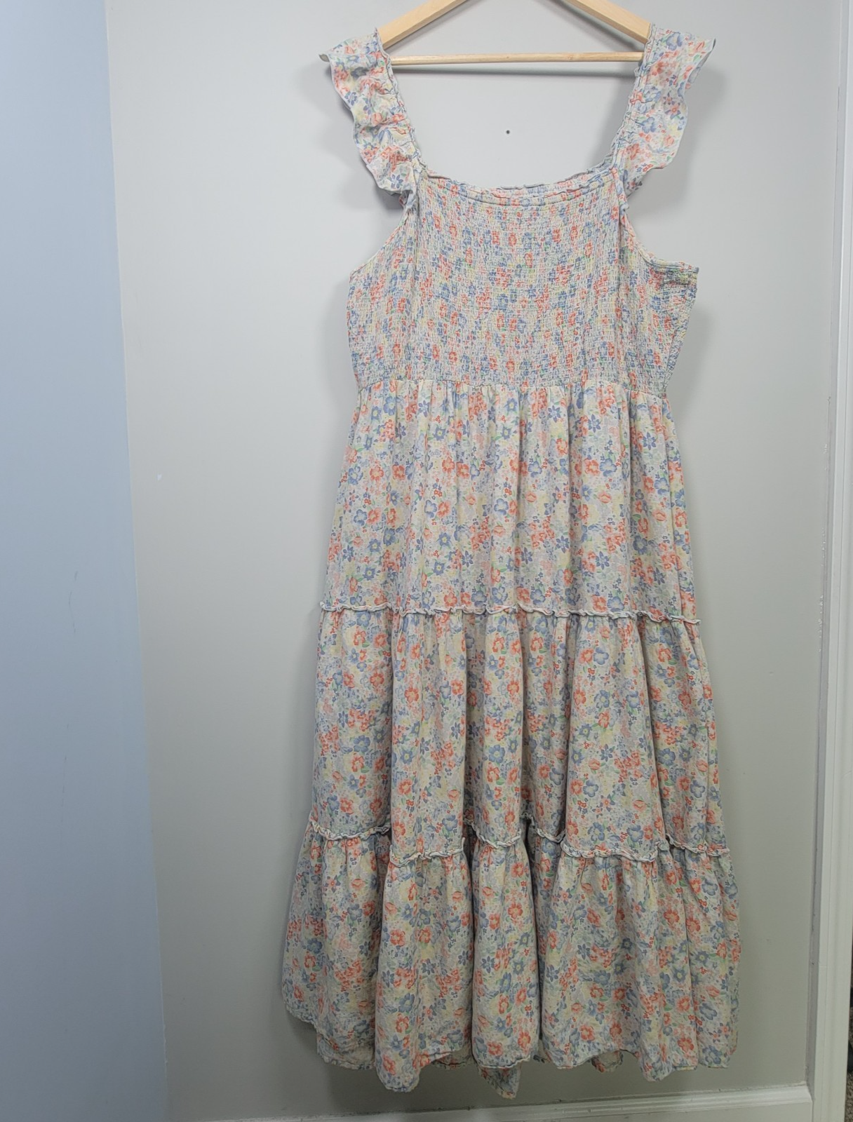 Old Navy XXL Sleeveless Smocked Tiered Floral Maxi Dress