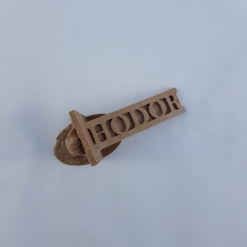 GOT Hodor Doorstop Game of Thrones Hold The Door Geeky Nerdy Home Decor - Picture 3 of 3