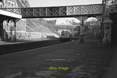 Photo 6x4 Montpelier Station: an up train departs The single car DMU depa c1967