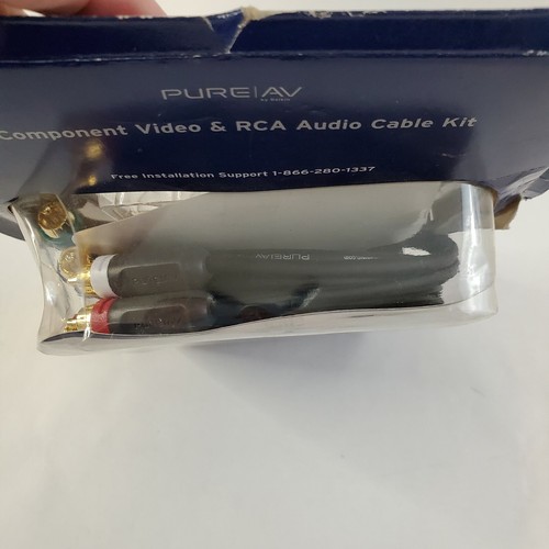Pure AV Component Video 6 ft & RCA 1.8 m Audio Cable Kit by Belkin Damaged Box - Picture 8 of 10
