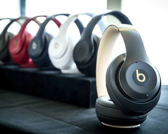 Nuevo Sellado - Auriculares Inalámbricos Bluetooth Beats Studio3 Originales - Todos los Colores Foto 3 de 4