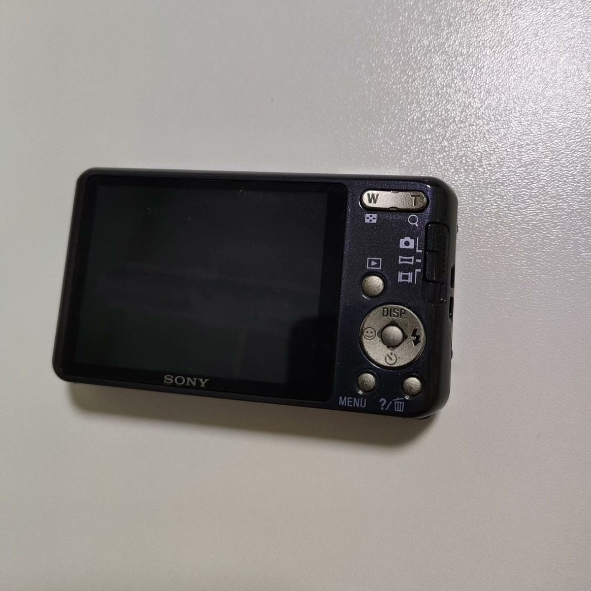 SONY Cyber Shot DSC-W570 Digital Camera 16.1 MP 5x Optical Zoom