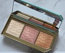 Too Faced TRIPLE SCOOP Hyper Reflective Highlighting Palette