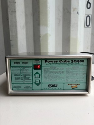 CEIA Power Cube 32/900 Induktionsheizgerät Steuerung Industrial Line
