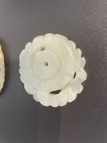 2er Set Vintage ovale Jade geschnitzte Szenen - Bild 9 von 12