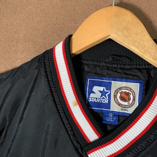 Vintage Blackhawks Windbreaker Youth Size Small Black Long Sleeve Boys Starter - Picture 10 of 13