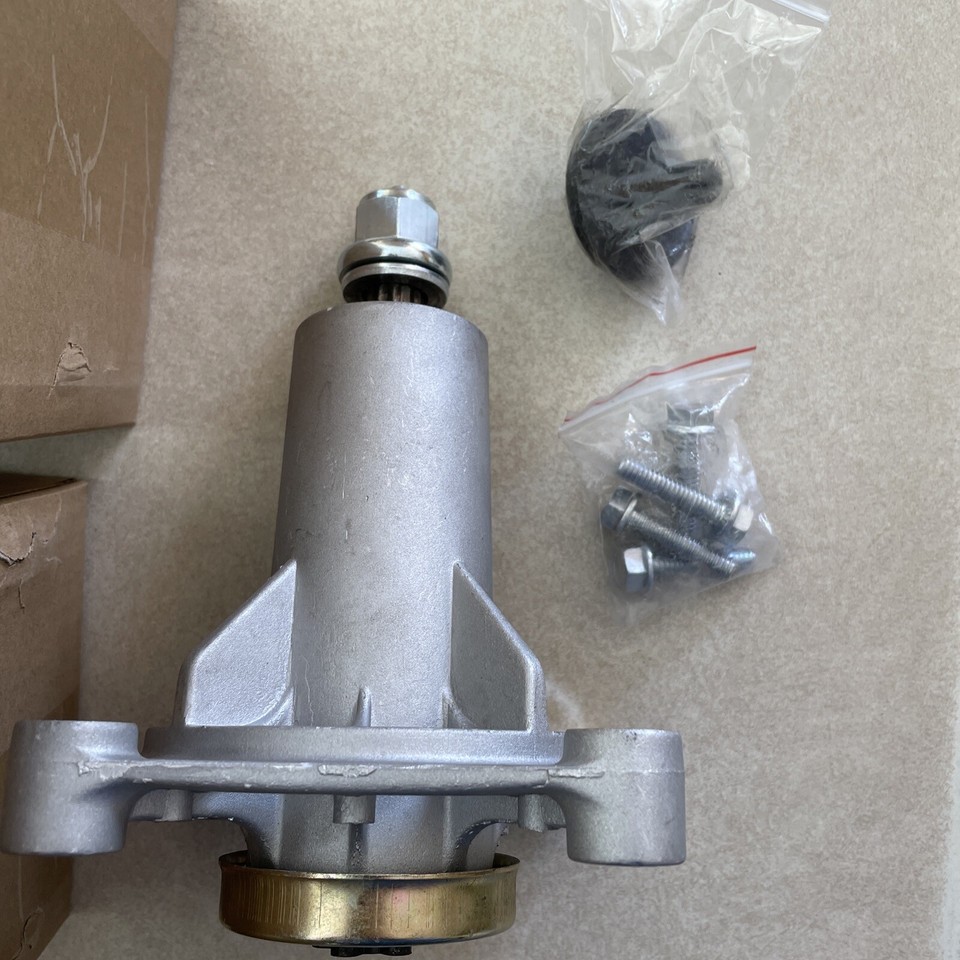 Craftsman 42 Mower Deck GELASKA Pack 587819701 Spindle Assembly